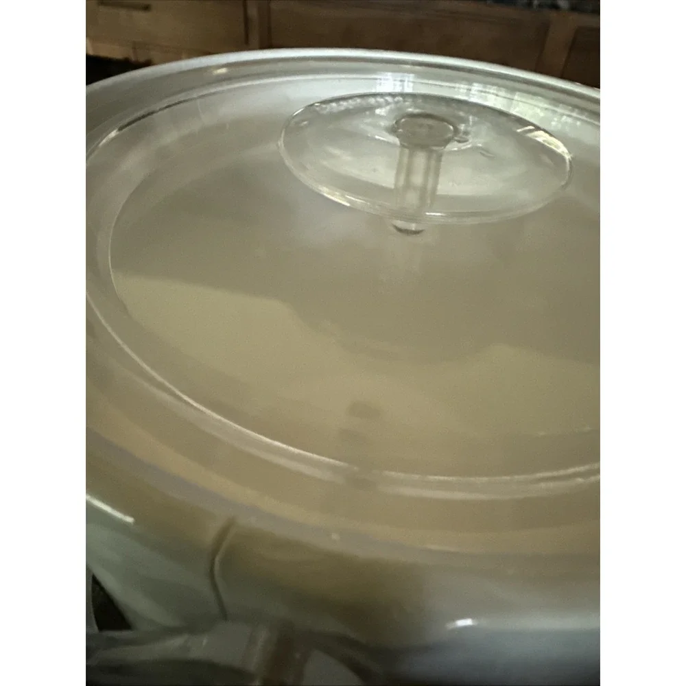 Georges Briard White Ice Bucket - MCM Mod Space Age Lucite Handle VTG